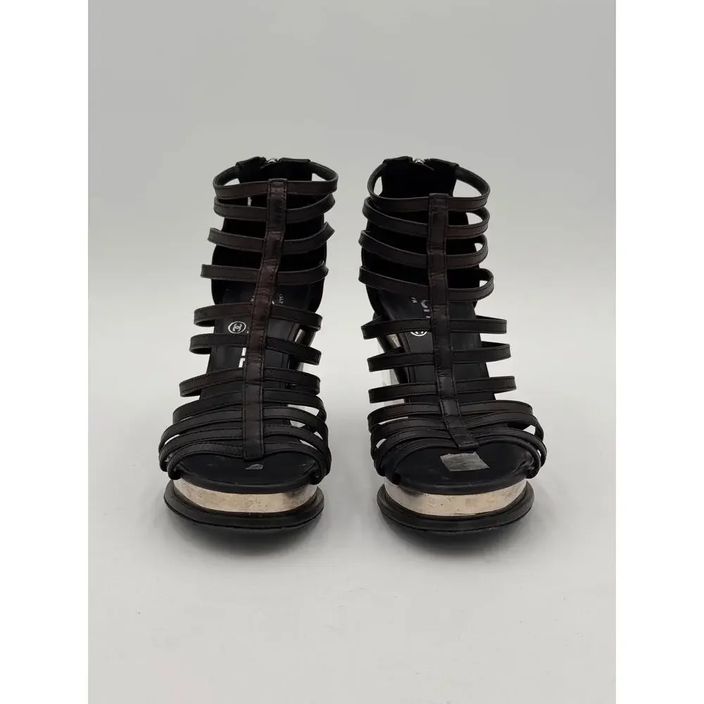 CHANEL good minor